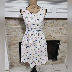Yumi‎ 40s 50s vintage vibes floral bumblebee razorback midi dress size 4 new!!!